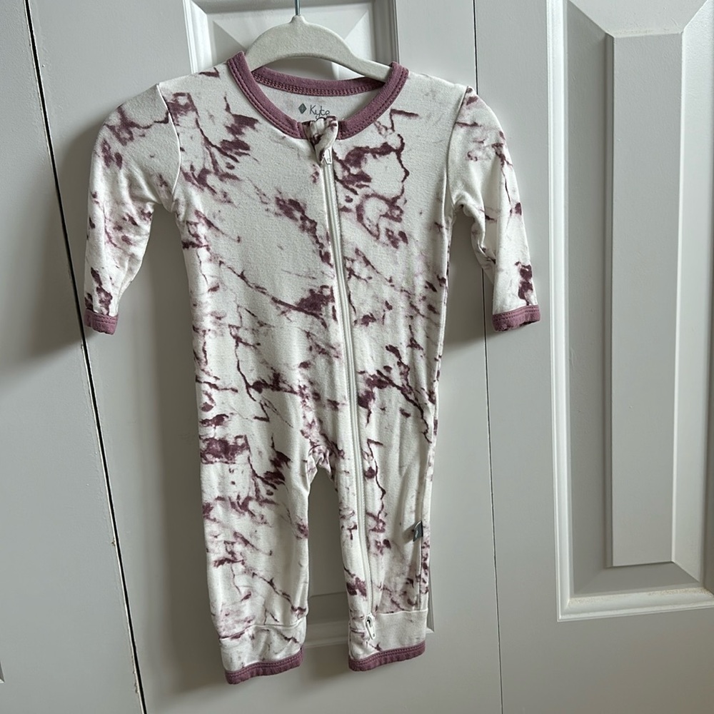 Kyte Baby zipper romper